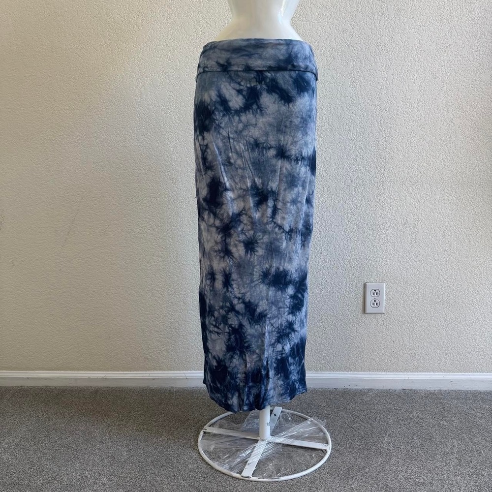 Olive & Oak blue white tie-dye maxi skirt with foldable waist